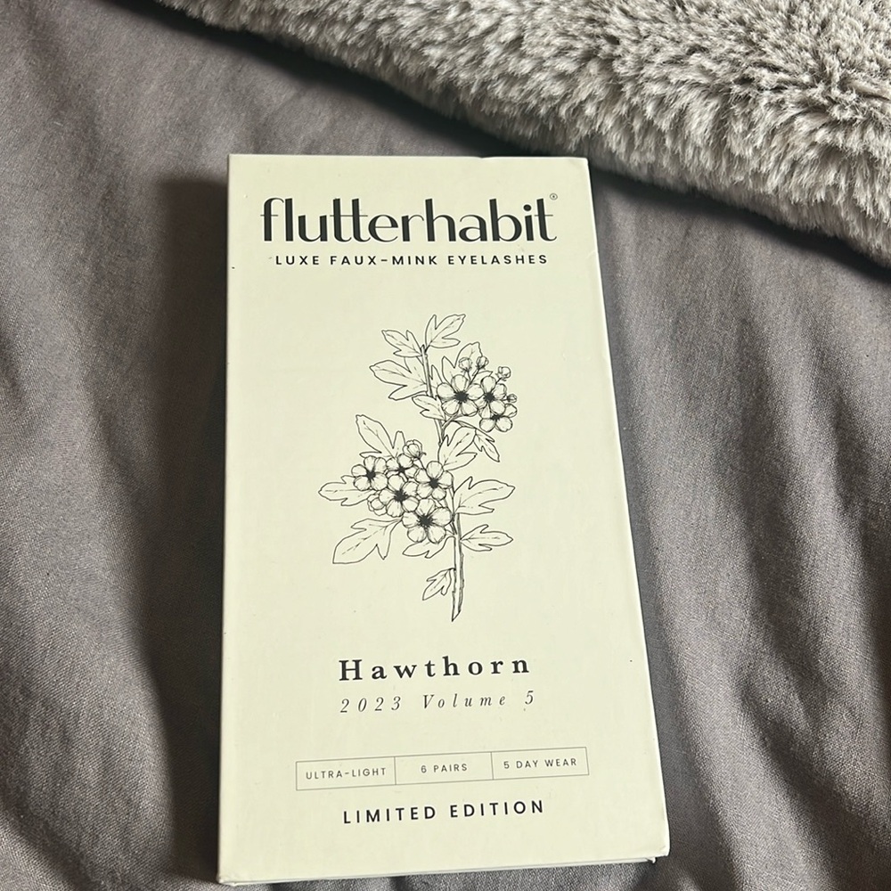 Hawthorn 5/6 sets unused!